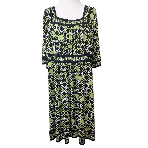 Apt 9 Woman 2X Baby Doll Dress Green and Black Geometric 3/4‎ Sleeves Band Waist - Picture 1 of 8